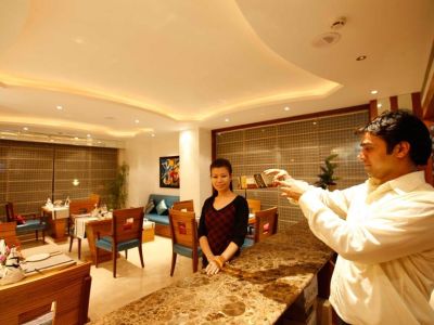 Hotel Star Rocks New Delhi Exteriör bild